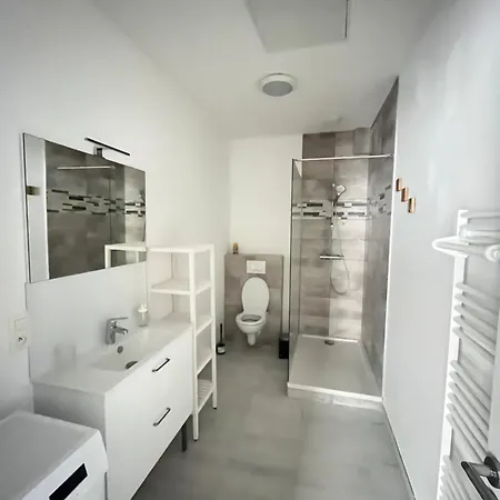 Horme Apartment
